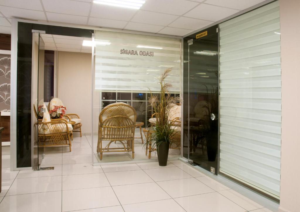 Egemen Hotel Mersin  Exterior foto